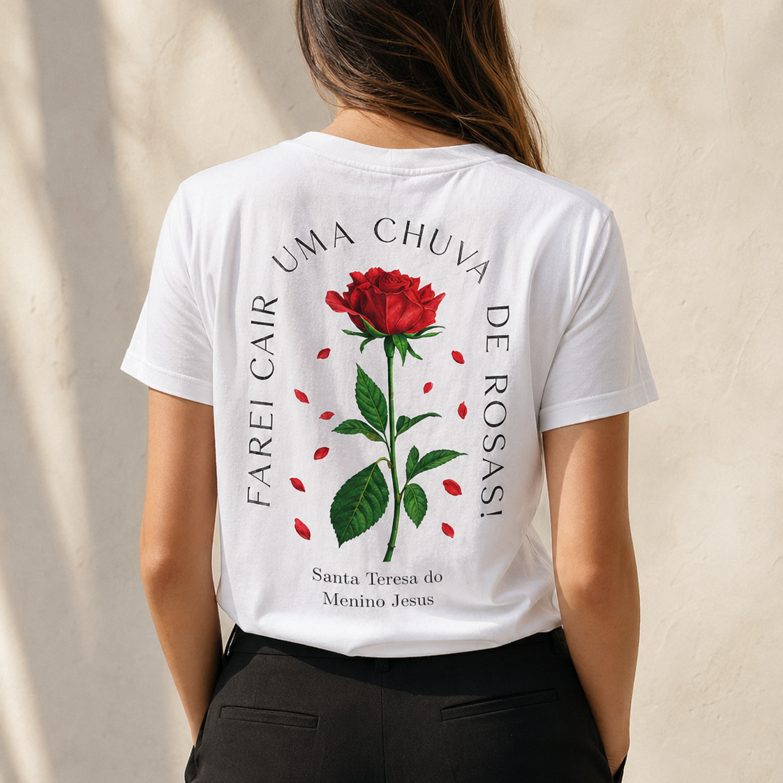 Camiseta Feminina - Chuva de Rosas - REF- 3020