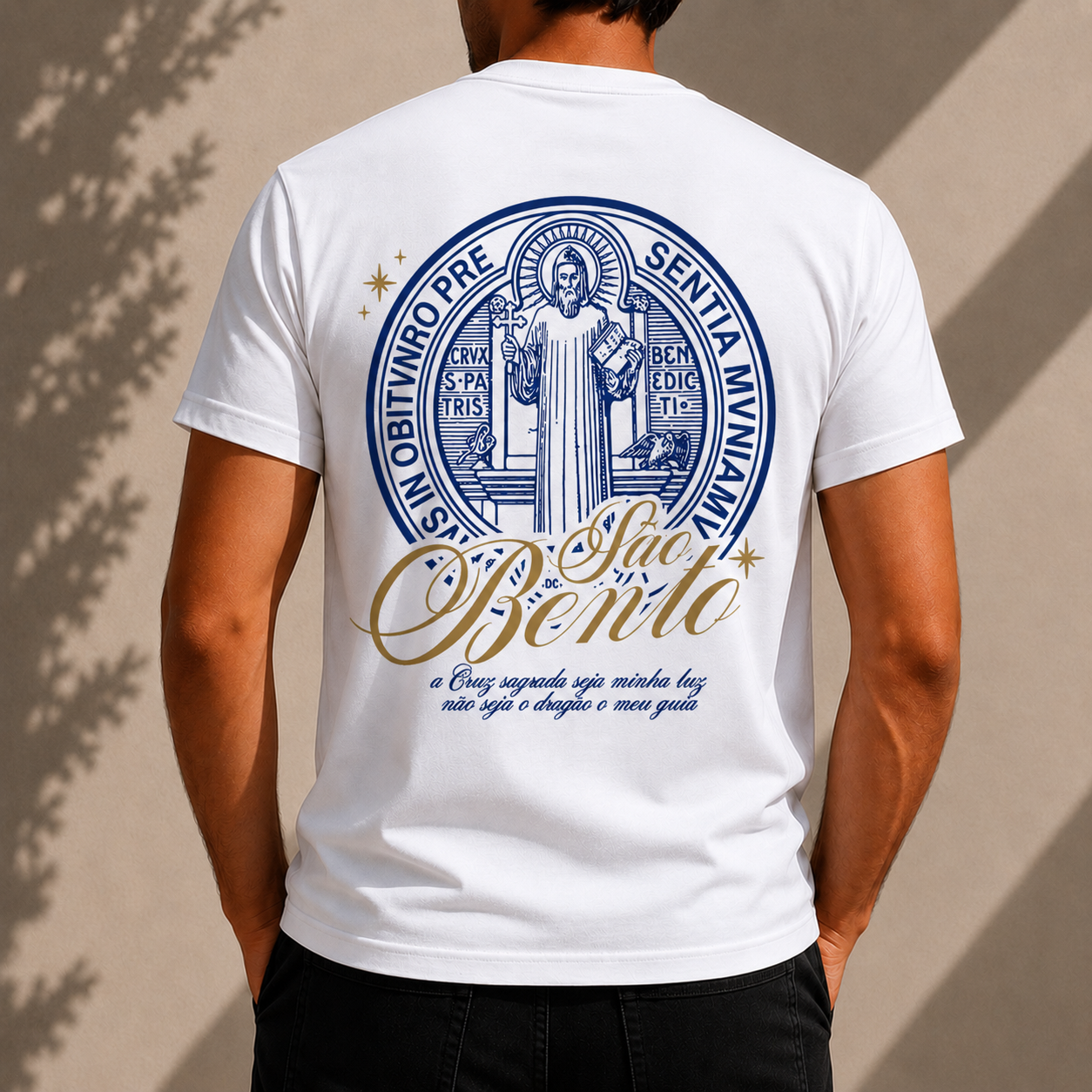 Camiseta Masculina Medalhão São Bento