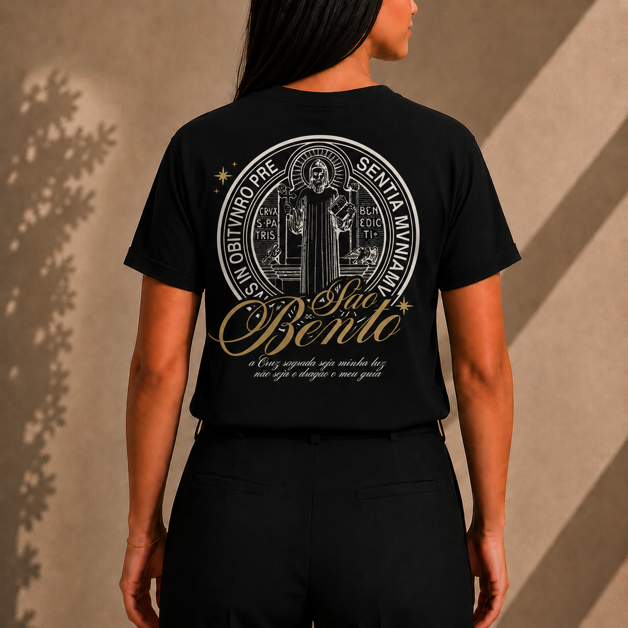 Camiseta Feminino Medalhão São Bento